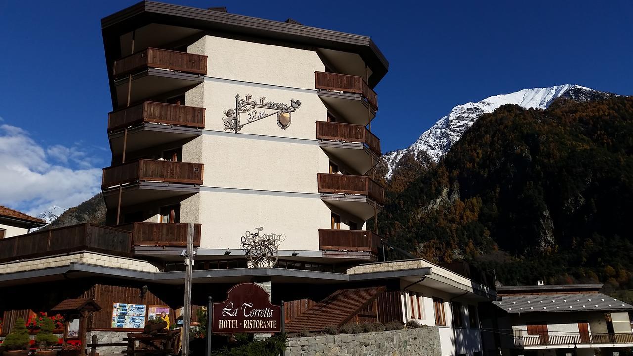 La Torretta Hotel Challand-Saint-Anselme Exterior photo